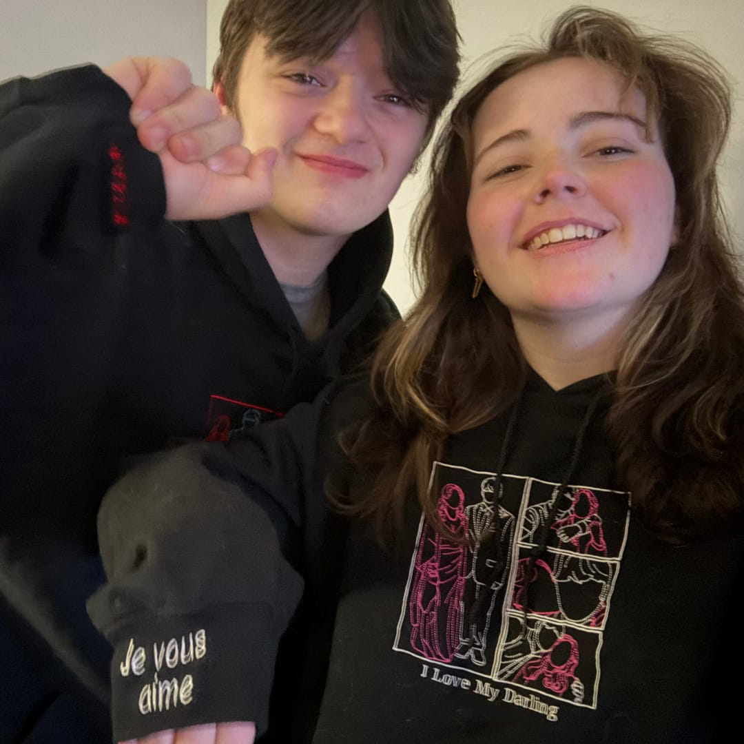 Embroidered Spicy Hoodie & Sweatshirt